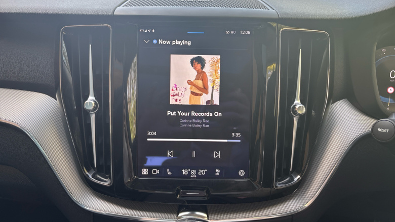 Volvo XC60 2.0 T6 [350] RC PHEV Plus Dark 5dr AWD Geartronic Estate